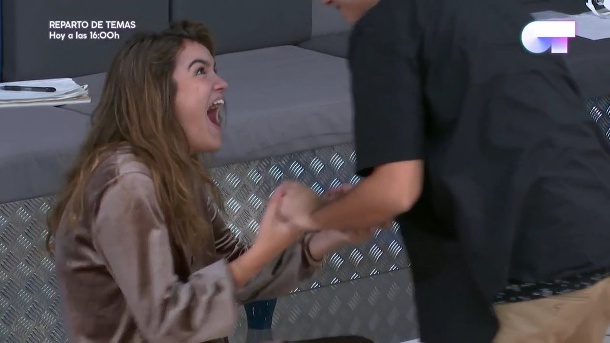 bongurchata's tweet photo. No digas nada, solo retwittea.

#OTDirecto12D https://t.co/LtIzz8mSCb