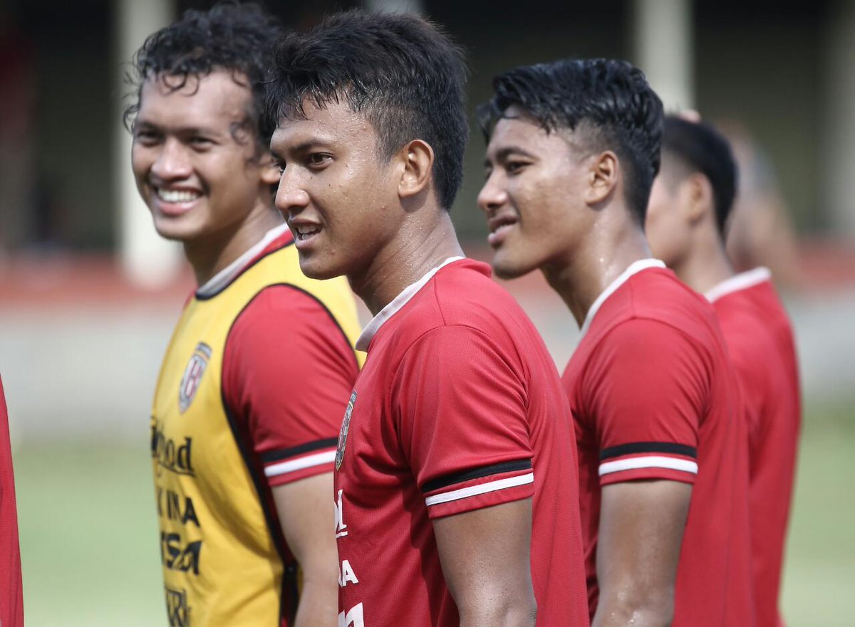 Adi Parwa Sambut Antusias Kembalinya Sutanto Tan ke Bali United. 
baliutd.com/news/media-new…