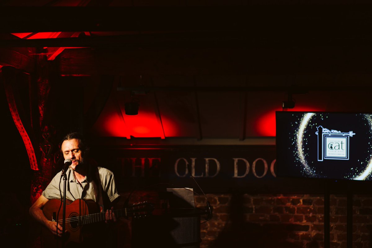 Join us this #friday and enjoy #livemusic from the legendary #band Dave and Howard #performing #feelingfestive #cheshire #pub #fridayfun