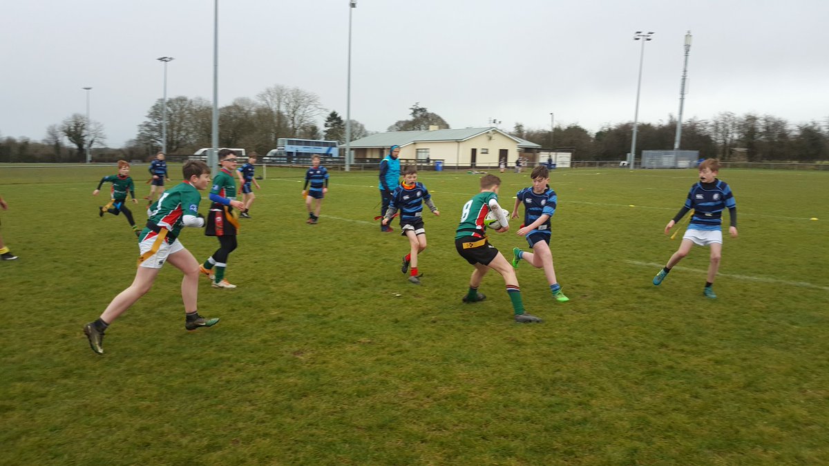 stkevsdunlavin's tweet photo. Great days rugby in the freezing cold @newbridgerfc @LeinsterBranch @kwetb #FromTheGroundUp #developmentrugby #freezing https://t.co/oAaTmRQlfS