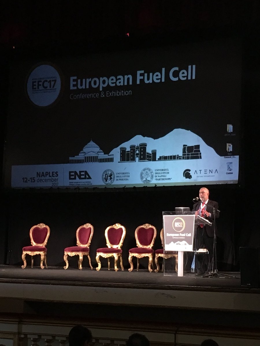 trefolonie's tweet photo. Conclude i lavori Angelo Moreno Presidente Italian Hydrogen and Fuel Association #EuropeanFuelCell17 #ChangingFutureNow https://t.co/VBfPzYxzBJ