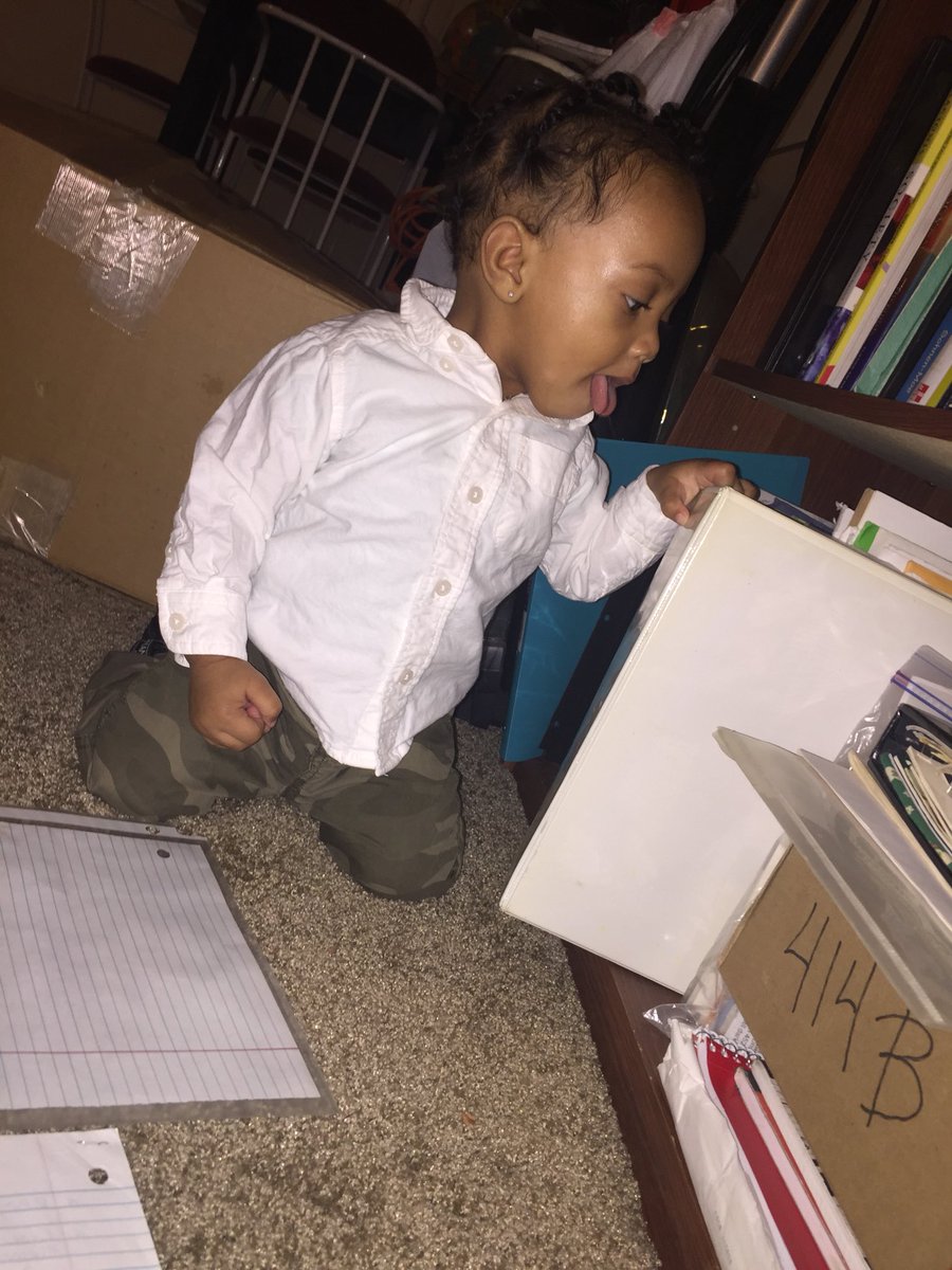 ILOVE_BYRD's tweet photo. Knowledge is power, reading time before daycareโค๏ธ #TRUEFRIENDTUESDAY https://t.co/fEsdGxDxx2