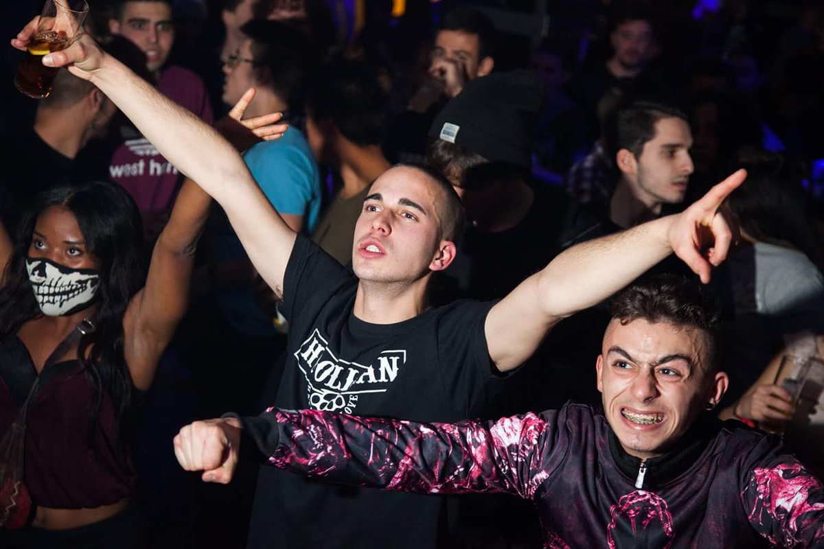 IntenseClubHard's tweet photo. Ya están las fotos de nuestro primer XCLUSIVE en nuestro Facebook!

https://t.co/aW3z3W5qVA https://t.co/ETSJwpZC3c