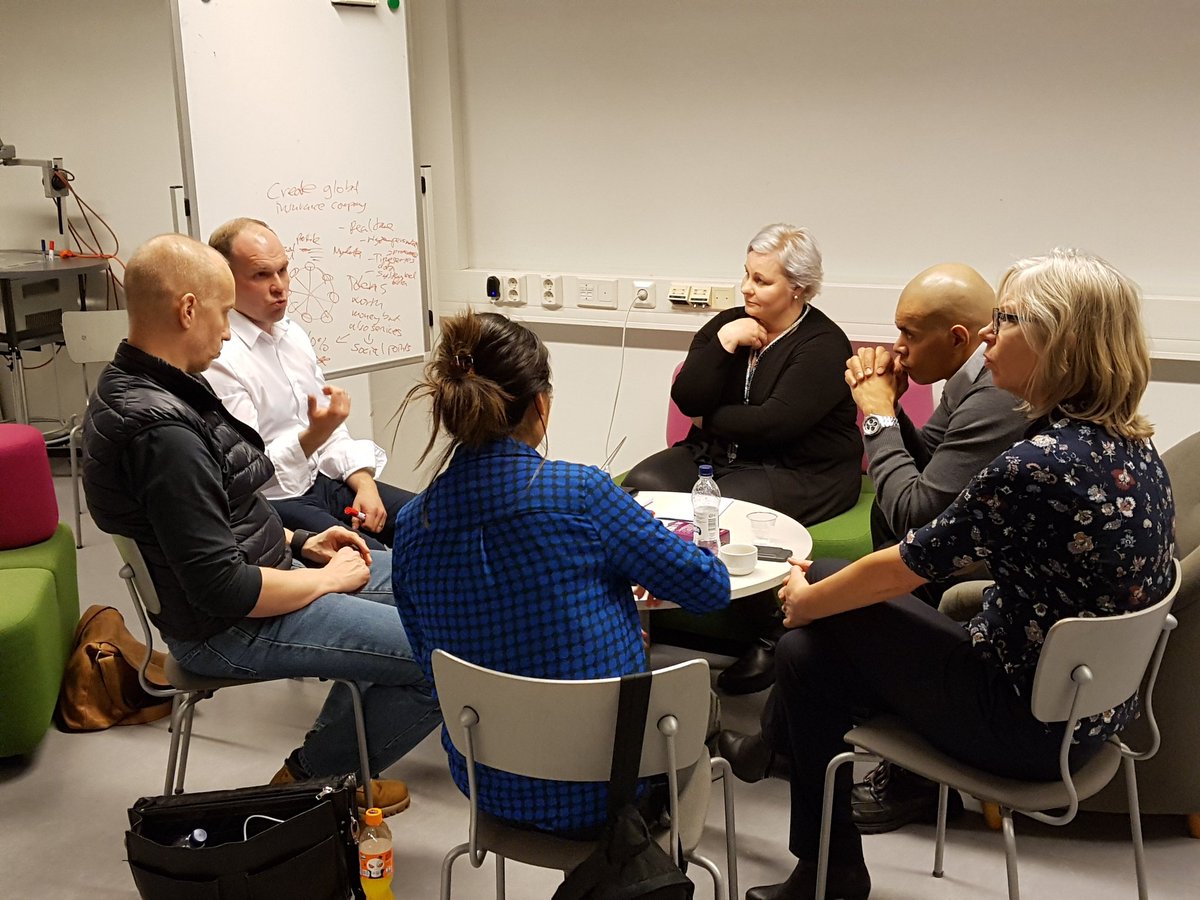 #blockchain #mydata #biohacking hackathon Kilo Elämäniloo -  MyHealth &amp; MySpirit #kiloiloo <a href="/ReConBlockchain/">ReCon Research</a>