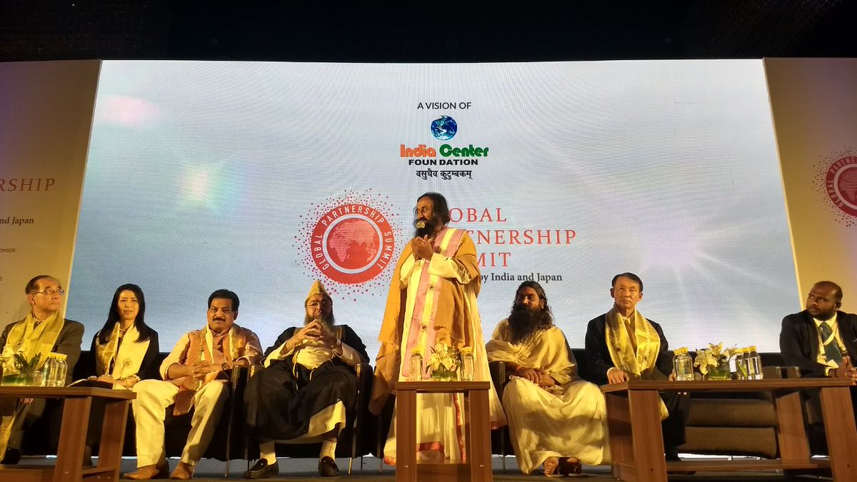 gps_2017's tweet photo. "The world is one big family. We are diverse in our traditions, cultures, languages, habits, but the world is still one. We need to create that sense of belonging &amp; this summit gives us a platform to do that," says @SriSri during the on-going #GPS2017. #WorldPeace #India #Japan https://t.co/J8NtNFvMUV