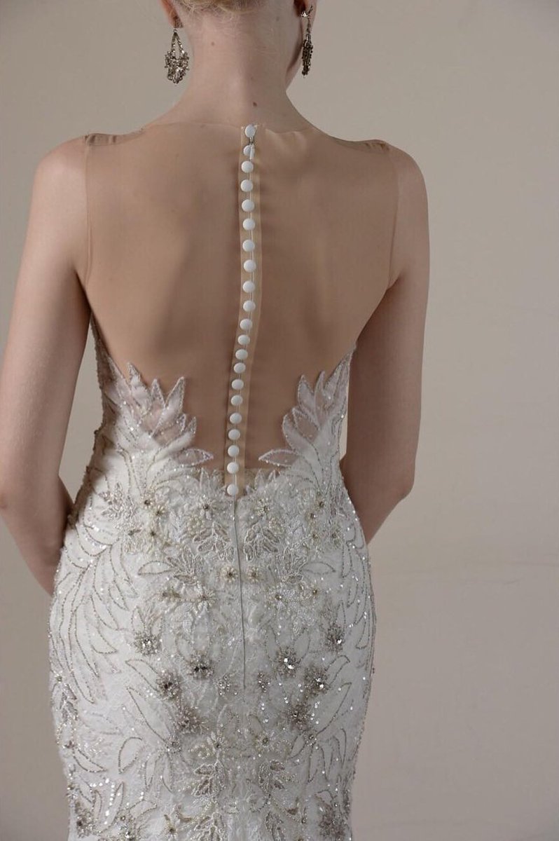 Kenneth_Pool's tweet photo. Let the dress do the talking | @juno_weddingdress https://t.co/A4fUMThUbc