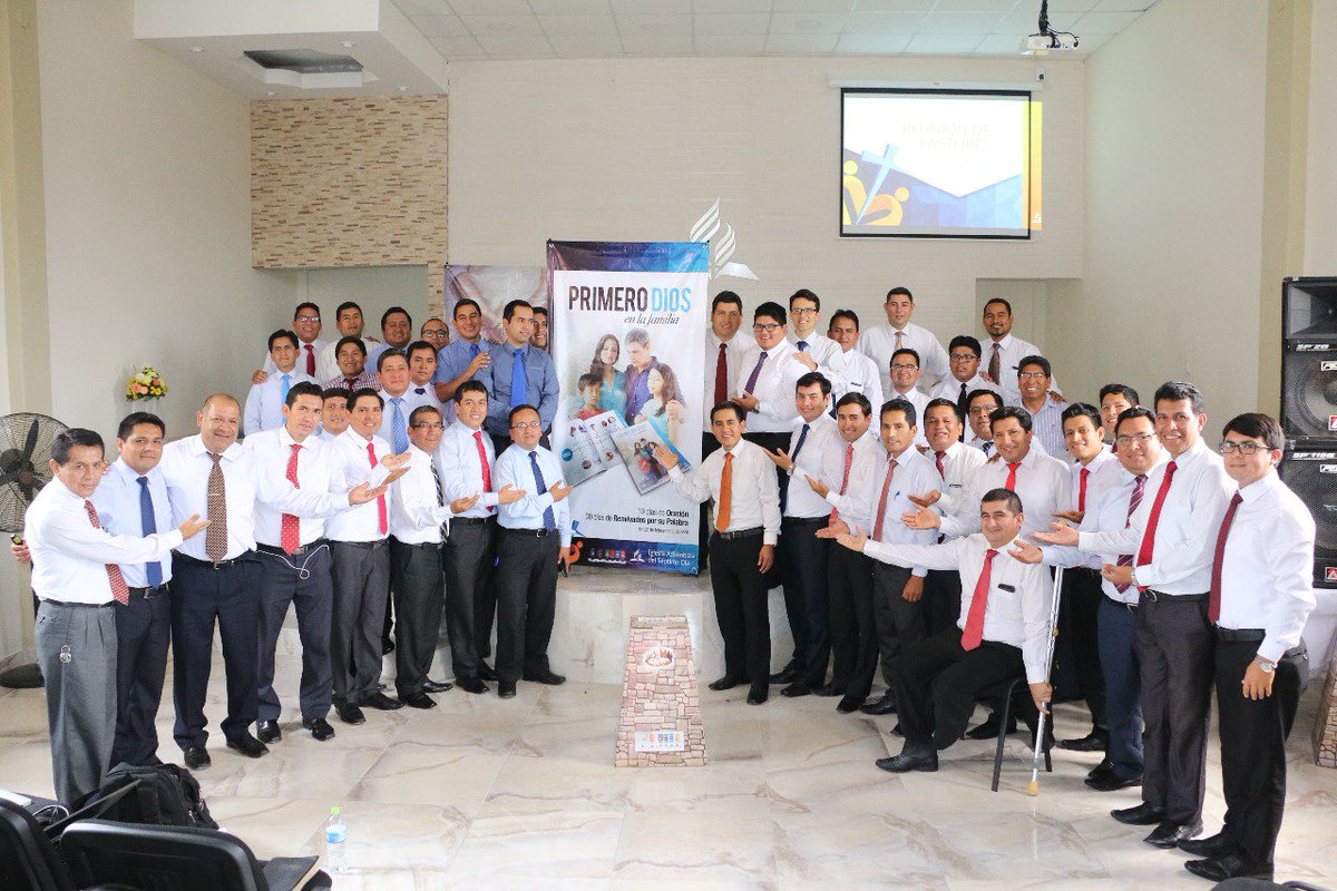 josehurtadoc's tweet photo. Todos somos #PrimeroDios en la #MNO #DMNuevaCajamarcaC a partir del 22 de febrero 2018  @DavidChilon @PrJCabrera @DanielMontalva5 https://t.co/6uOayNg5aE