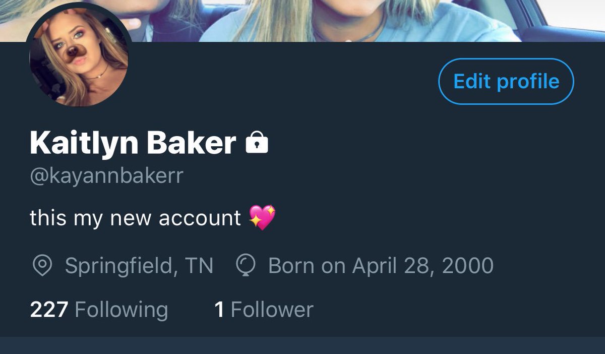 kaitlynannbaker's tweet photo. Follow my new acct @kayannbakerr https://t.co/M0l7tnOrf3