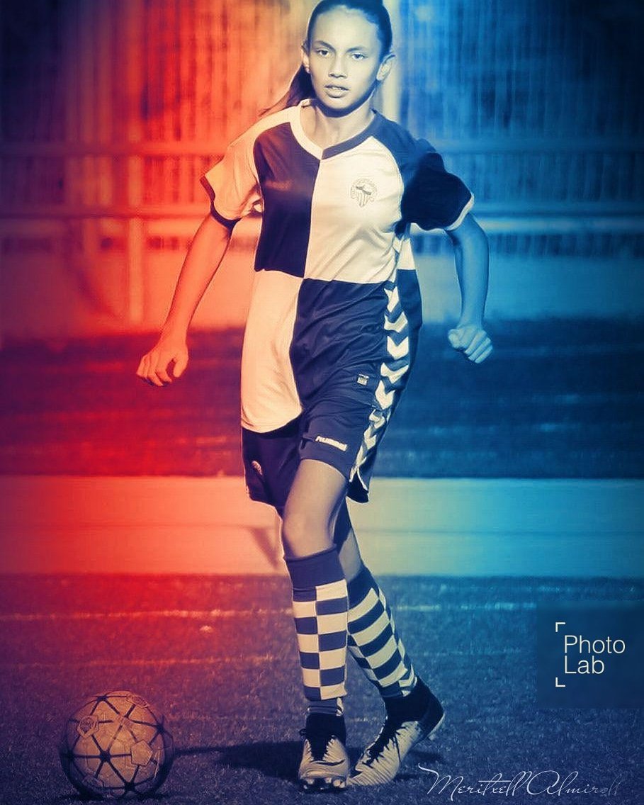 kimalmirall's tweet photo. Orgullós dels cuadres del club de la meva ciutat tant amb el masculí com el femeni, les he vist de tots colors i sempre l'entitat anat endavant aquest 114 anys, ara orgullós que la meva filla els defensi cada cap de setmana. Felicitats @CESabadell per el teu aniversari #CES114 https://t.co/00OSIx2X6s