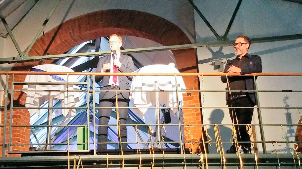 c_osazuwa's tweet image. #DemoDay17 is intense.