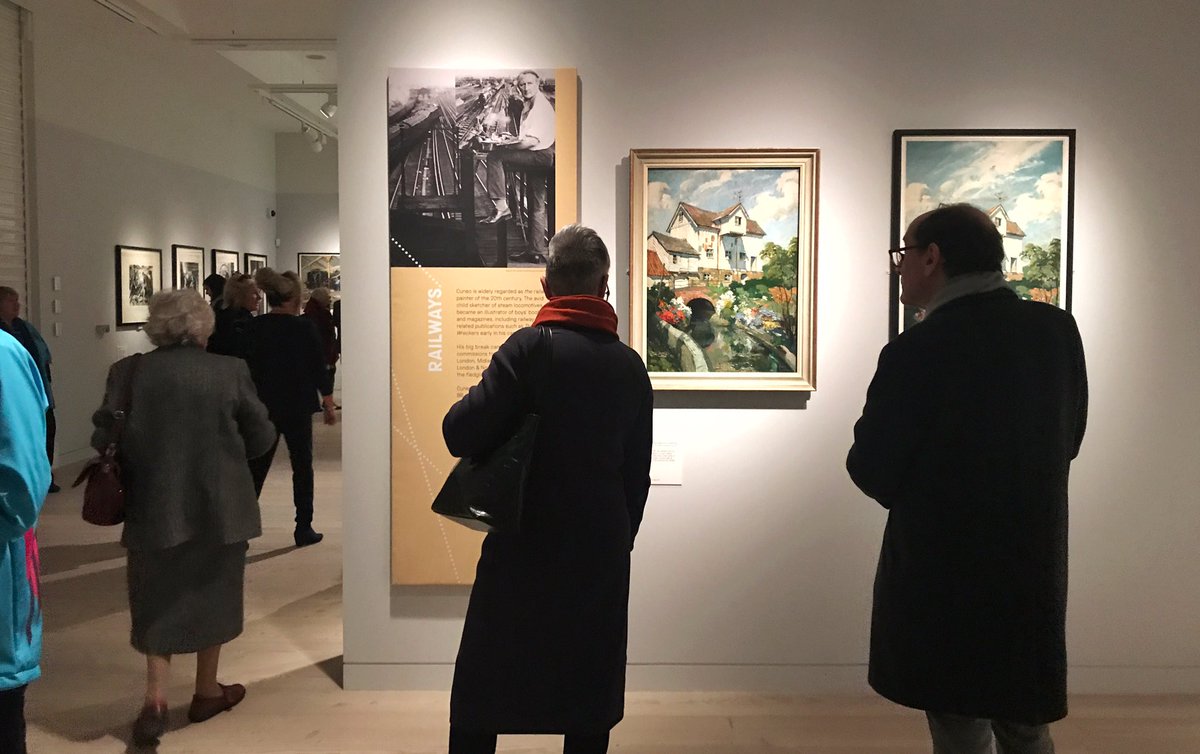 UniOfHull's tweet image. This afternoon saw us host a launch event for our new exhibition, #PaintingPower: The Art of Terence Cuneo. 🚂

The exhibition takes a fresh look at Cuneo's amazing range, and is open to the public tomorrow!

Find out more: ow.ly/BKW730h3bRr