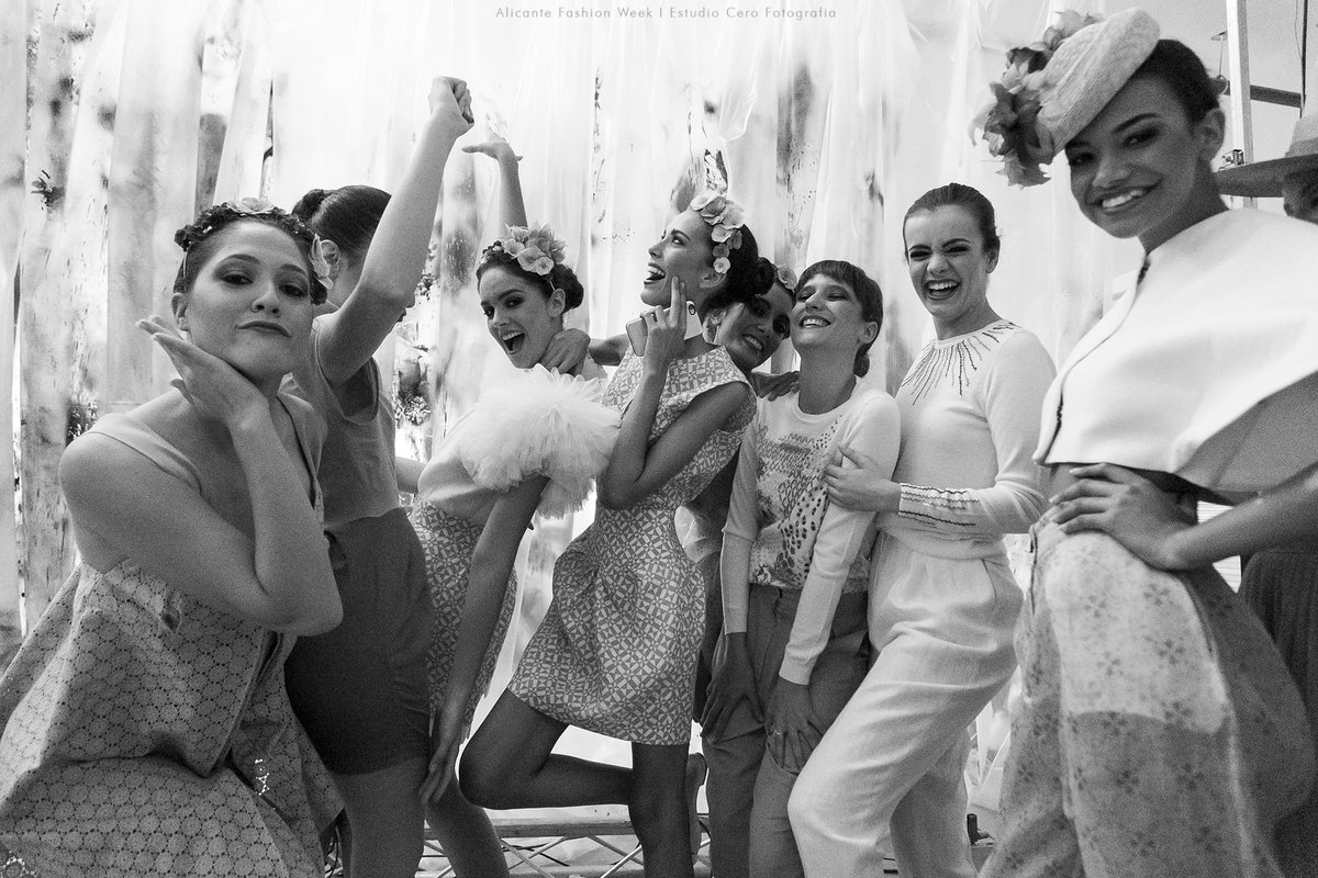AlicanteFW's tweet photo. Los looks de @AnnePoupee suben el ánimo y las ganas de fiesta con una colección de todo menos aburrida ¿los recuerdas?.

Fotografía: #EstudioCeroFotografía https://t.co/AiKWs3XeJZ