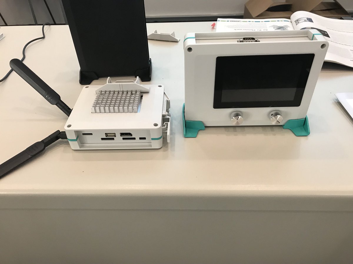 jdb_rock1's tweet photo. Universal Case device enclosures from @PhoenixContact Integrated displays and other useful accessories. Perfect for embedded applications and single board computer use https://t.co/y5LM5BfZzy https://t.co/kK7lnczsWo