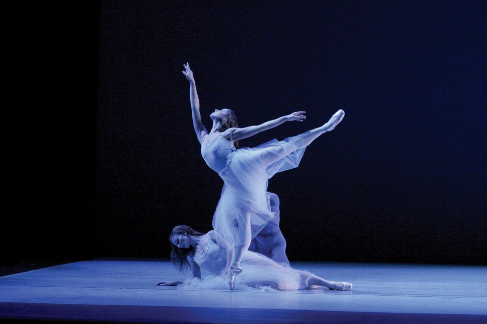 Dance_Magazine's tweet photo. The Suzanne Farrell Ballet faces its last season: https://t.co/VGWdm4qcuT https://t.co/37VKCrMqiM