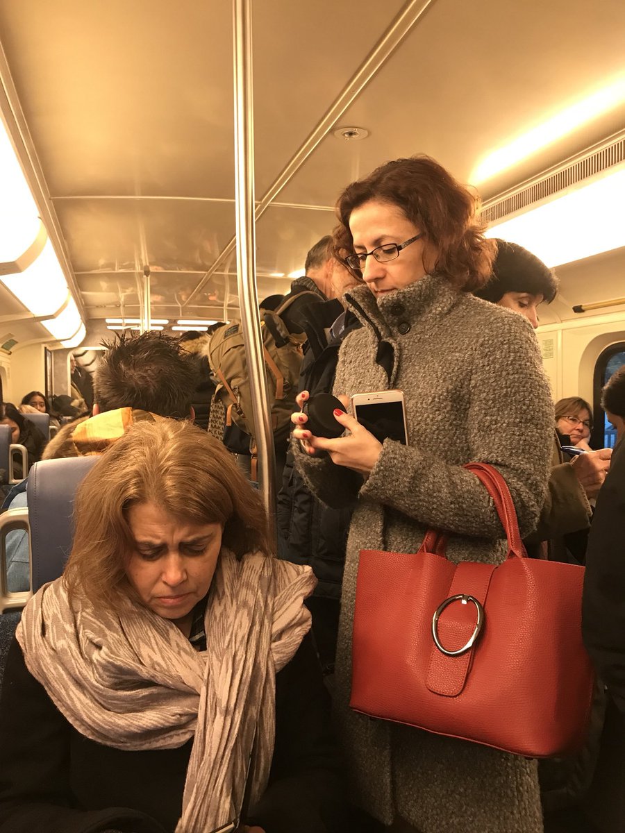 NOtransit's tweet photo. Due to challenges on both the LSE and LSW lines this morning, trips were modified to best maximize commuting misery for all customers. We apologize for the inconvenience.^BS #gotransit #metrolinx https://t.co/rfC3qikNnZ