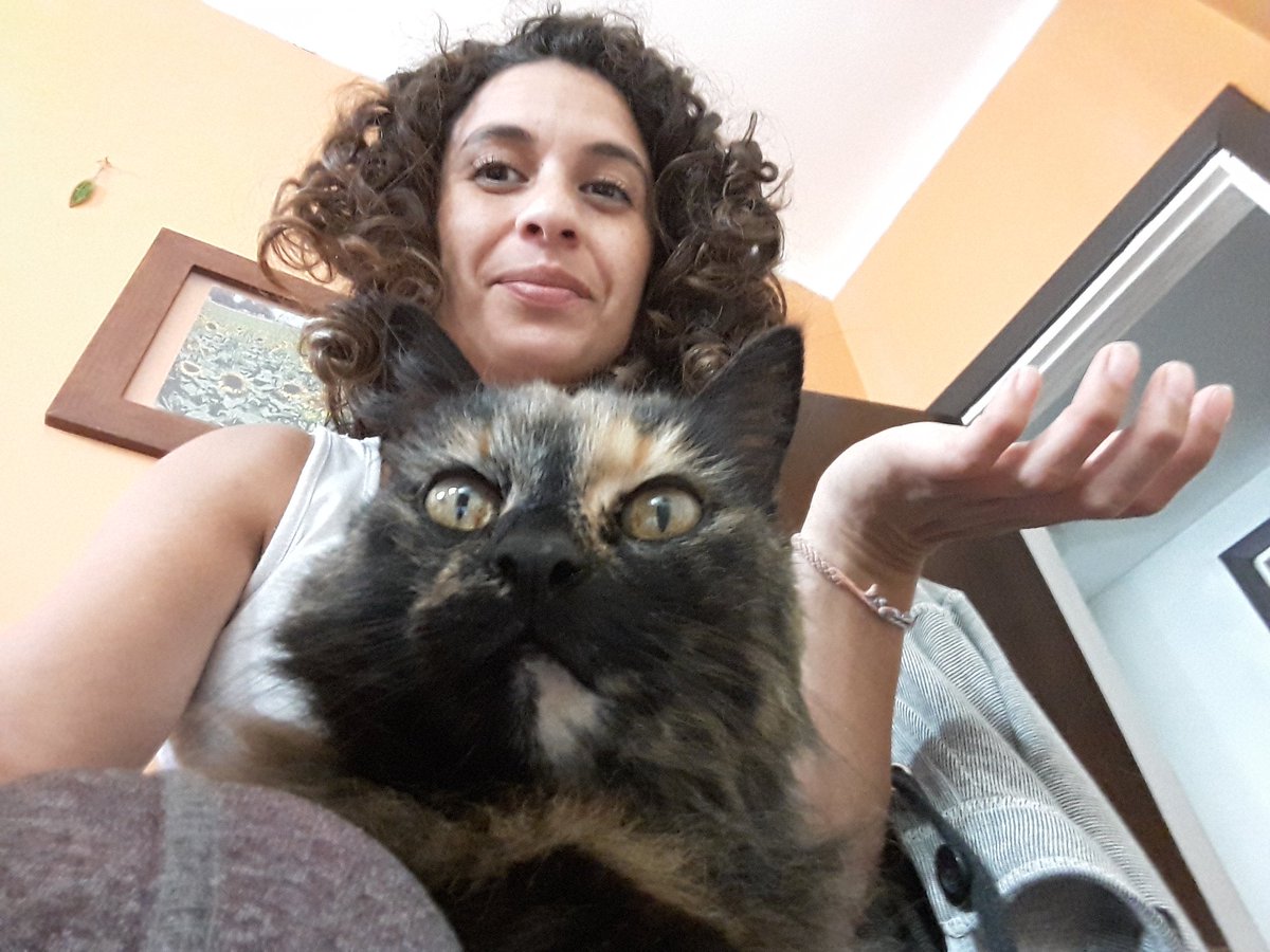 MaraGoro's tweet photo. En lo de mi mami con #Mumis ! Hoy dormimos juntas!! https://t.co/qc1WSap6B1