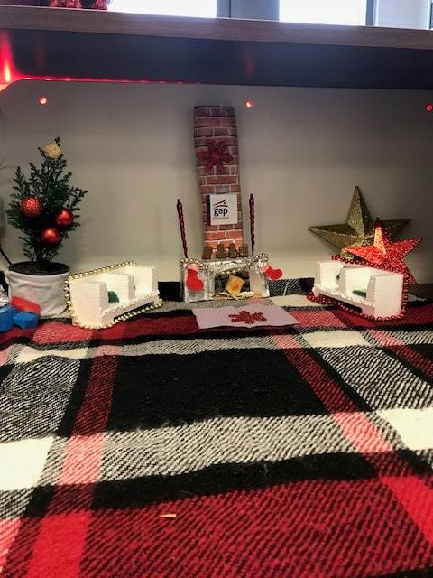 AtkinsonPage's tweet image. The festivities are in full flow at our Leeds Office! Take a look at our 'Decorate your Desk' competition and tell me which you think is the best....... #APpyChristmas #SantasComing #FoodManufacturing #Recruitment