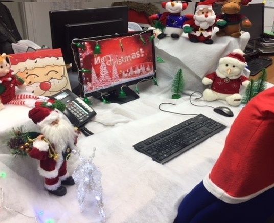 AtkinsonPage's tweet image. The festivities are in full flow at our Leeds Office! Take a look at our 'Decorate your Desk' competition and tell me which you think is the best....... #APpyChristmas #SantasComing #FoodManufacturing #Recruitment
