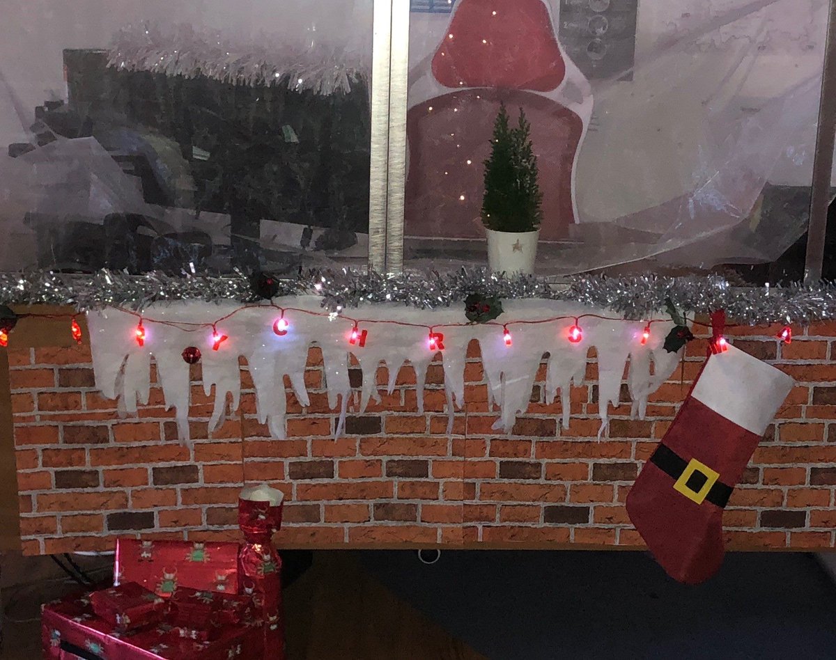 AtkinsonPage's tweet image. The festivities are in full flow at our Leeds Office! Take a look at our 'Decorate your Desk' competition and tell me which you think is the best....... #APpyChristmas #SantasComing #FoodManufacturing #Recruitment