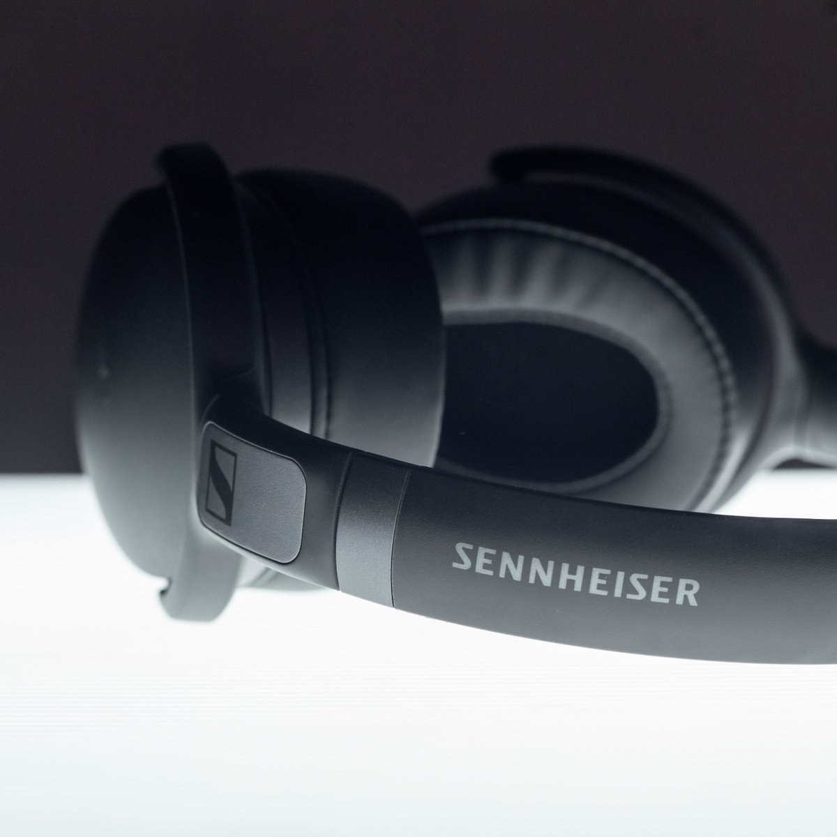 SennheiserITA's tweet photo. Il sound Sennheiser sarà con te ovunque andrai: https://t.co/9yiCZySmKh #HD440 https://t.co/pPGYgwRTj2