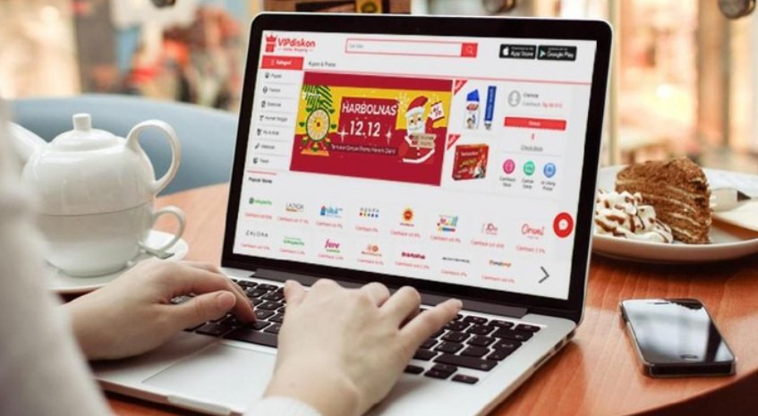 Mendekati jam jam banyak diskon harbolnas 

SEPHORA bit.ly/2AcqC7S
LAZADA bit.ly/2BUxlDO
ZALORA bit.ly/2Ac7Ygd
BLIBLI bit.ly/2B9HMa1
JD ID bit.ly/2BbQkNu
BERRYBENKA  bit.ly/2AM26LY
HIJABENKA bit.ly/2AaF2p3