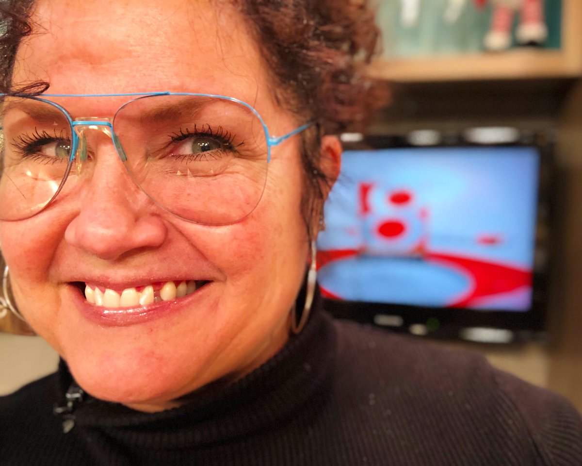 It’s @indystylewish day!! Holiday Cocktail Noshes