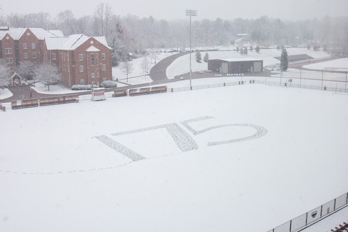 Roanoke College tweet media