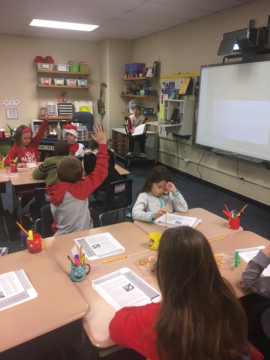 AWMO4thGrade's tweet photo. Miss Boyd is the special teacher in social studies today! #economics #characterwheel https://t.co/B7u0aUwDPn