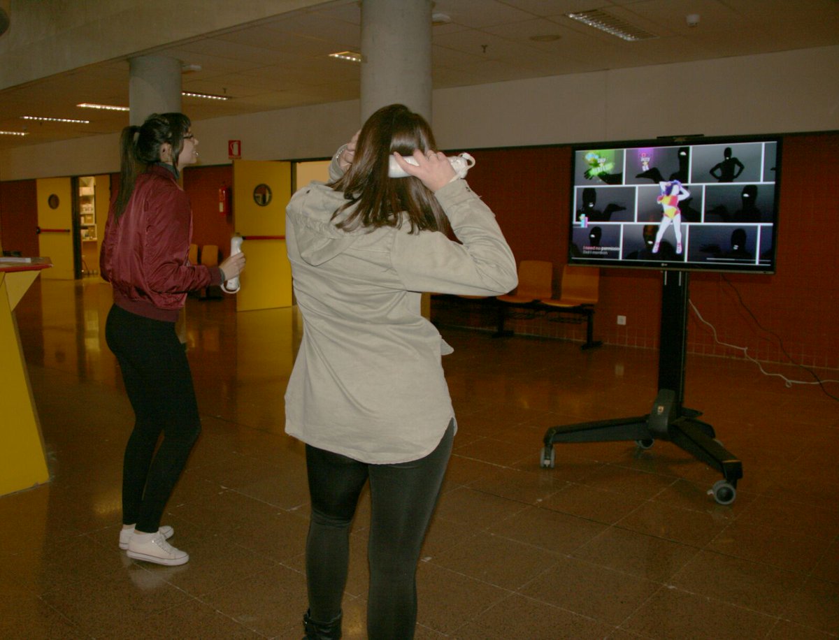 cnep__xxiii's tweet photo. Aquí os dejamos un resumen de lo bien que lo pasamos con las actividades!! Si quieres ver más fotos puedes consultar nuestro Facebook y, no olvides que seguimos la diversión el viernes 15 en el Edificio Arenales!! Gracias a todxs por asistir ☺️🤪🎤🎮 #YoSoyXVCNEP #UMH #XVCNEP https://t.co/9rKJYUXQZp