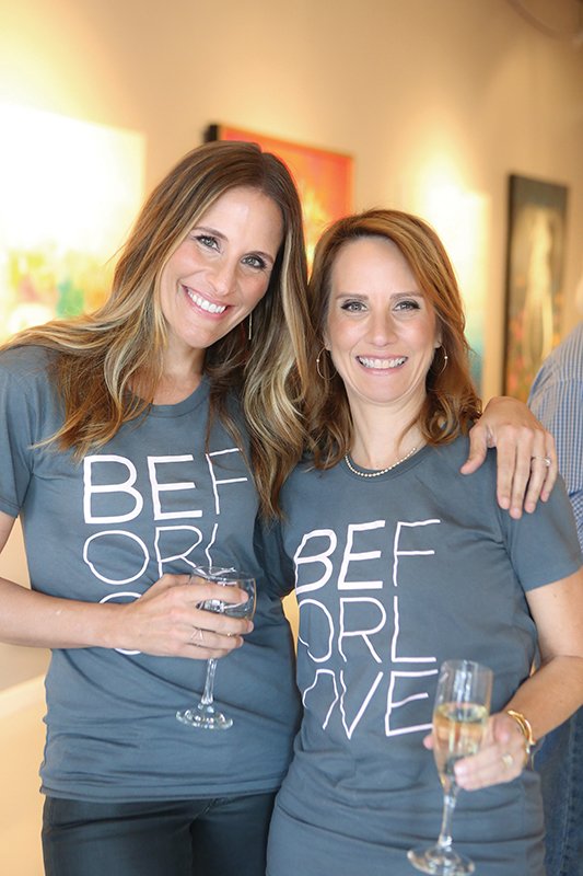 SanAntonioMag's tweet image. @EmilyRobison and @leejonescollection created the #BEforlove tees and jewelry to benefit and empower young women sanantoniomag.com/December-2017/…