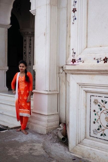 CultureTrip's tweet photo. The beautiful city guide to #Mumbai by @wundoreditions is not your normal travel book. Find out why https://t.co/8n45qgczb8 https://t.co/keA4jl99It