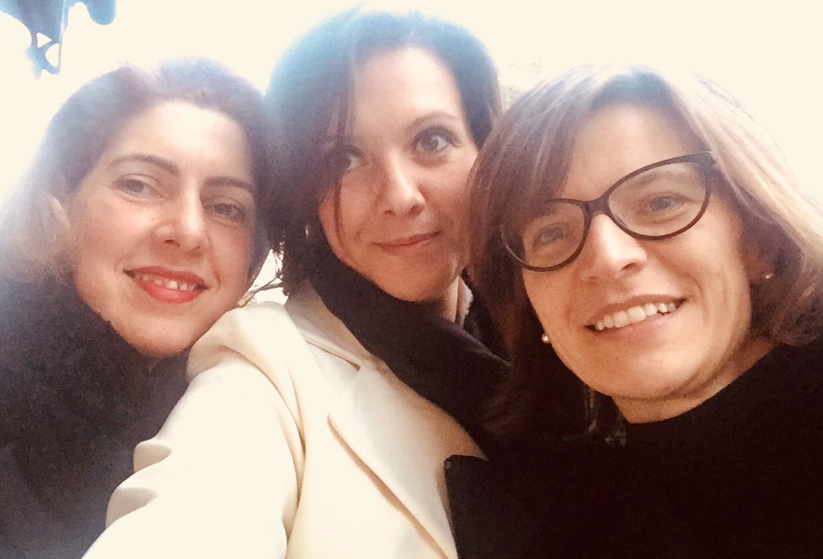 Wiwa le ragazze dell’edilizia!
😍 #hotelrewind