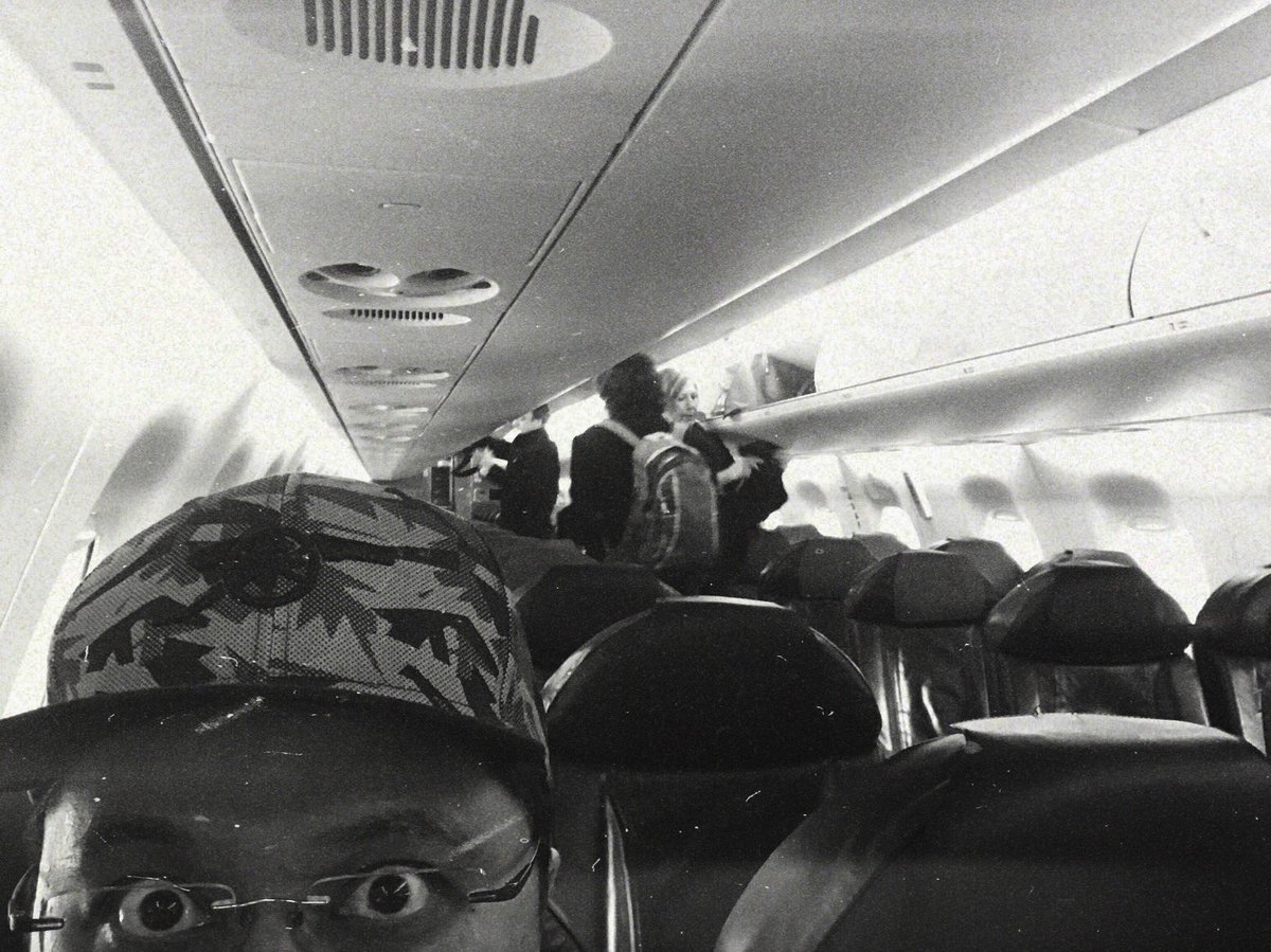 BrianKrijgsman's tweet image. 'flying coffin air' how may i help you? 👨🏽‍✈️

#buswithwings #anotherflight #airportlife #london #heathrow