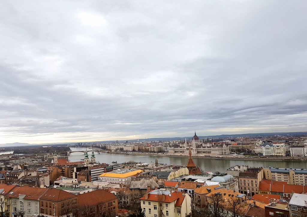 jessclaxtonnn's tweet photo. Budapest❤ https://t.co/U640TYXVBI
