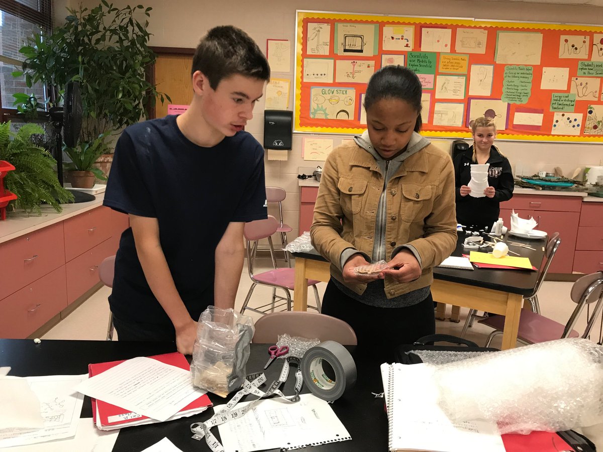 ScienceKMS's tweet image. Today Students were engaged in the engineering process when designing an ice cream insulator! @Principal_Homen