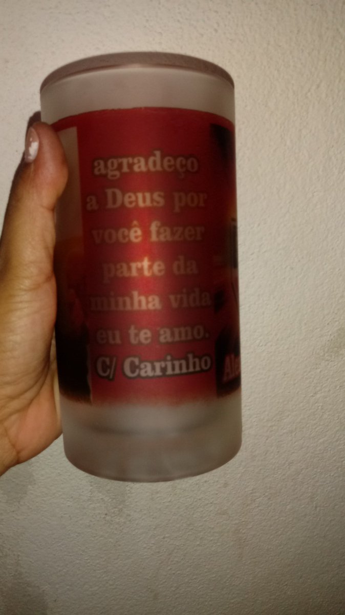 AlexandraAldeir's tweet photo. Amei minha caneca personalizada 
Quero agradecer a #stampacia pelo o trabalho parabéns e obrigado de coração amei mesmo 👏👏😍😍 @SaoPauloFC https://t.co/1MpB14jRJa