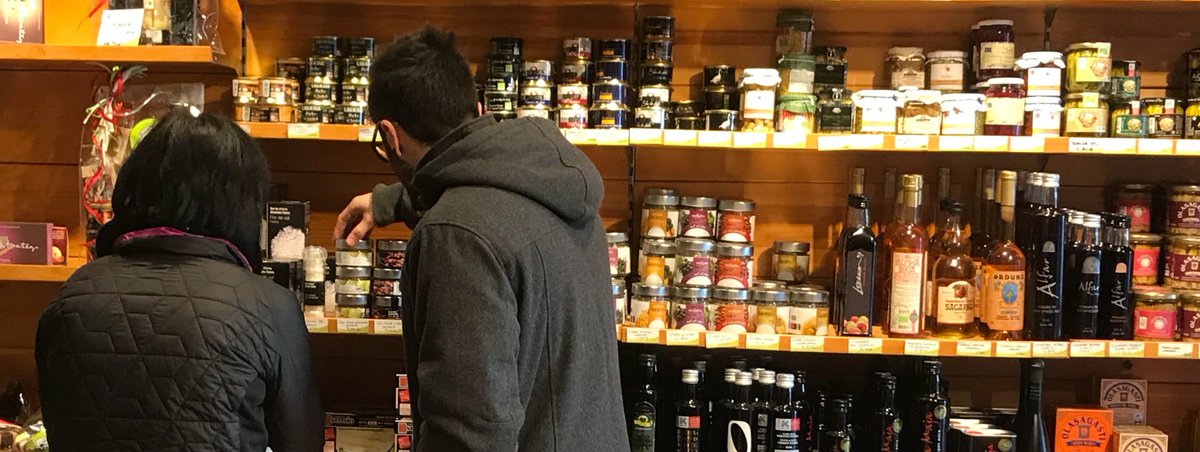 Inoiz ez da berandu osasuntsu afaltzeko. Zabalik gaituzu berandu arte 💚 freskoena une oro eskura