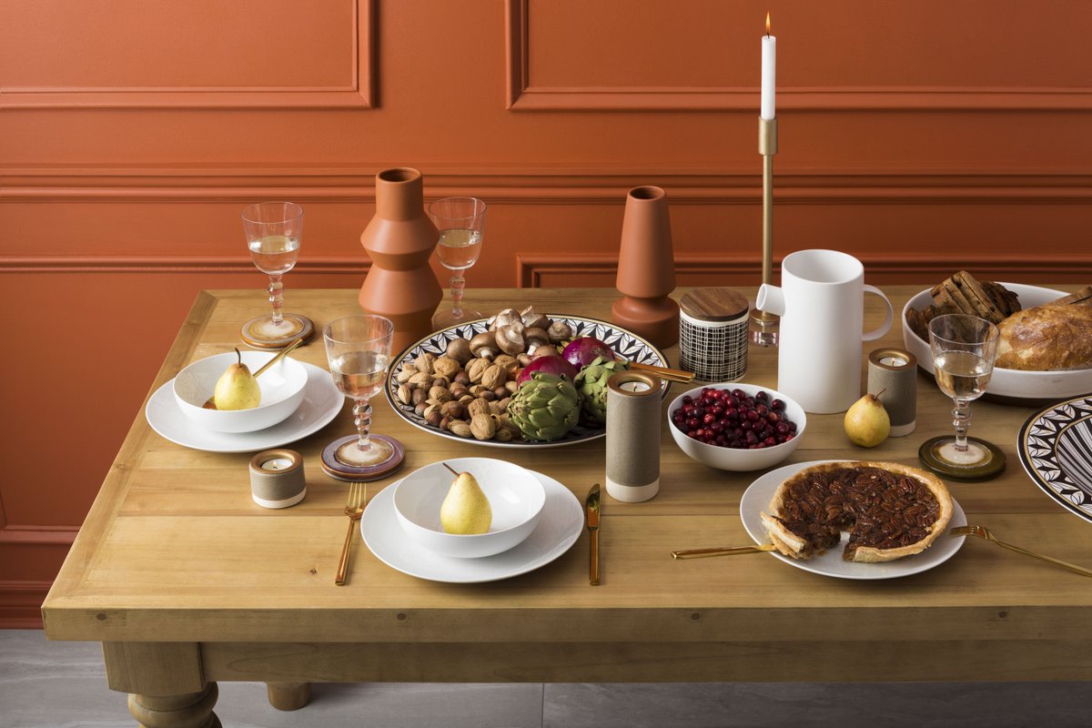 StructubeUSA's tweet photo. Get ready for a season of entertaining and celebrating as loved ones gather around the dining table! 🎄💫 Read our latest Lookbook post to get inspired 
 https://t.co/XnRVAHvTQv https://t.co/OwMIdnzCEz