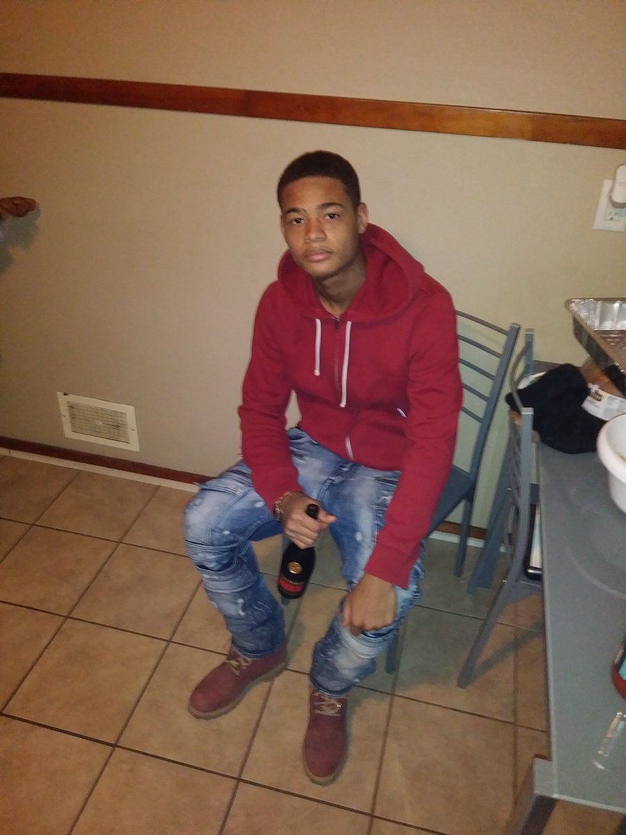 Bigsauce2300's tweet photo. #LongLiveFester😇💯 https://t.co/mQ1SzYDGJH