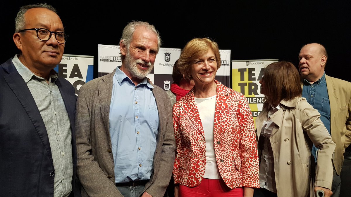 evelynmatthei's tweet image. Entre el 4 y el 30 de enero viviremos el Festival &quot;Providencia Más Teatro&quot;. Serán 20 obras y 24 funciones en @teatrooriente y Parque Inés de Suárez. La entrada general tendrá un costo de $3.000 para todo público y $1.500 con tarjeta vecino. No faltes!