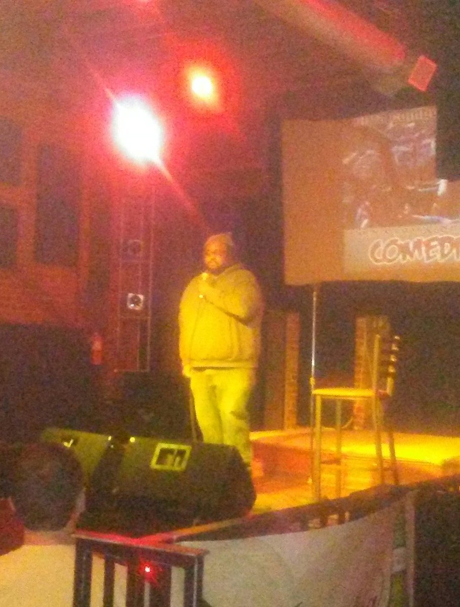 BunnieWilder's tweet photo. Pics at Wick's #UltraComboLive @TheVernz36 https://t.co/KMeeO9sJPI