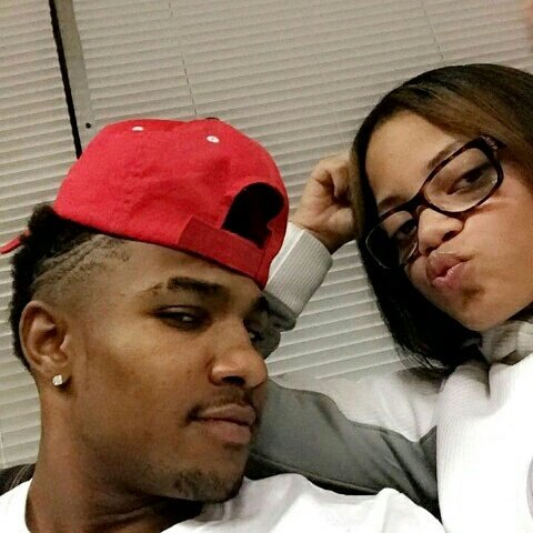 hdhdhhdjjdj's tweet photo. My better half 😩💞 https://t.co/mqO5W3PaGU