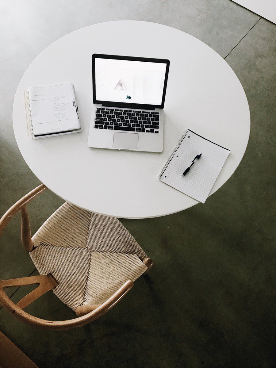 CtrlStart's tweet photo. Grace Gulley of @cylcollective talks about the importance of self-care and finding your purpose: https://t.co/ENCXR6710e #Entrepreneurship #FemaleEntrepreneurs #WomenEmpowerment https://t.co/tRAmWPkg6A