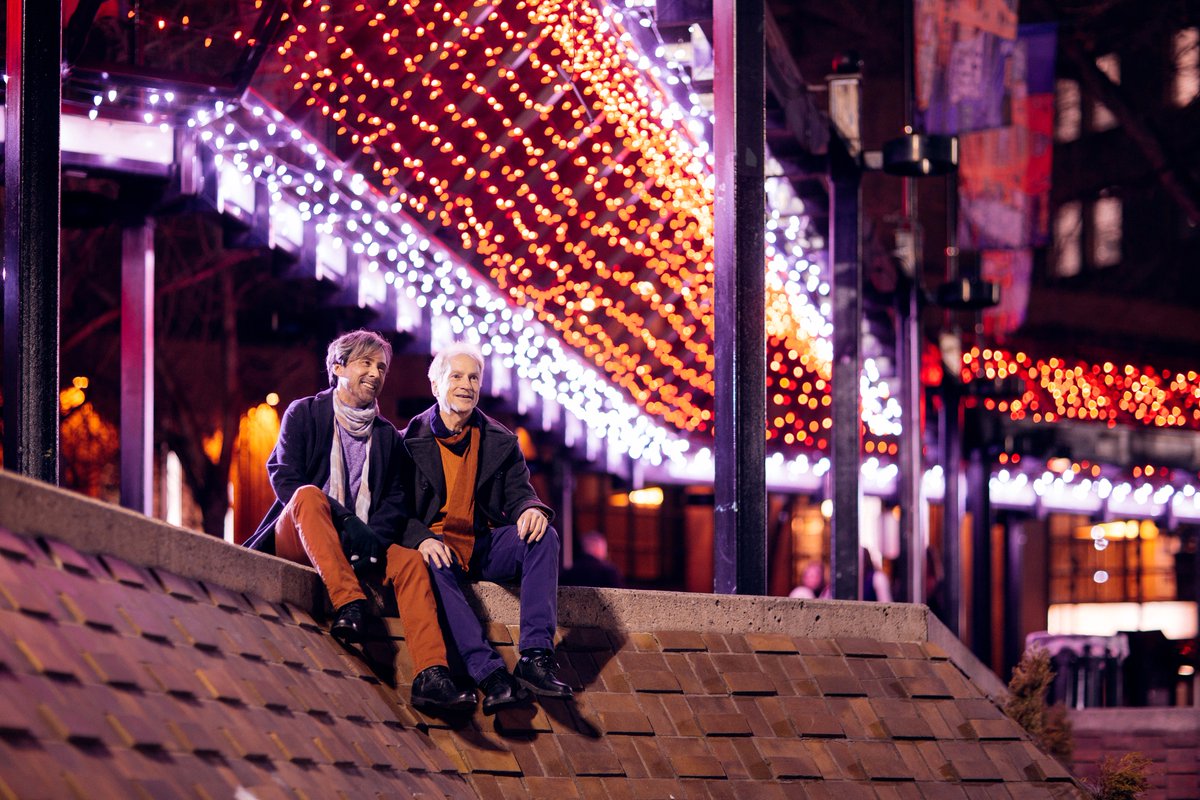 TourismCalgary's tweet image. Don&apos;t miss these stops on your tour of Calgary Christmas lights 💡: bit.ly/2i2AoSB