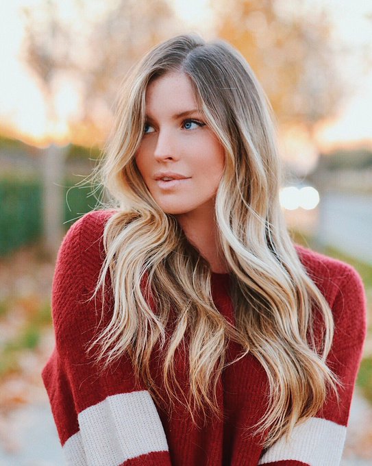 fall colors might be my favorite thing 😍 https://t.co/kWgFSfhdPx<a href="/tag/mardigras"class="tags"><span>#mardigras</span></a>