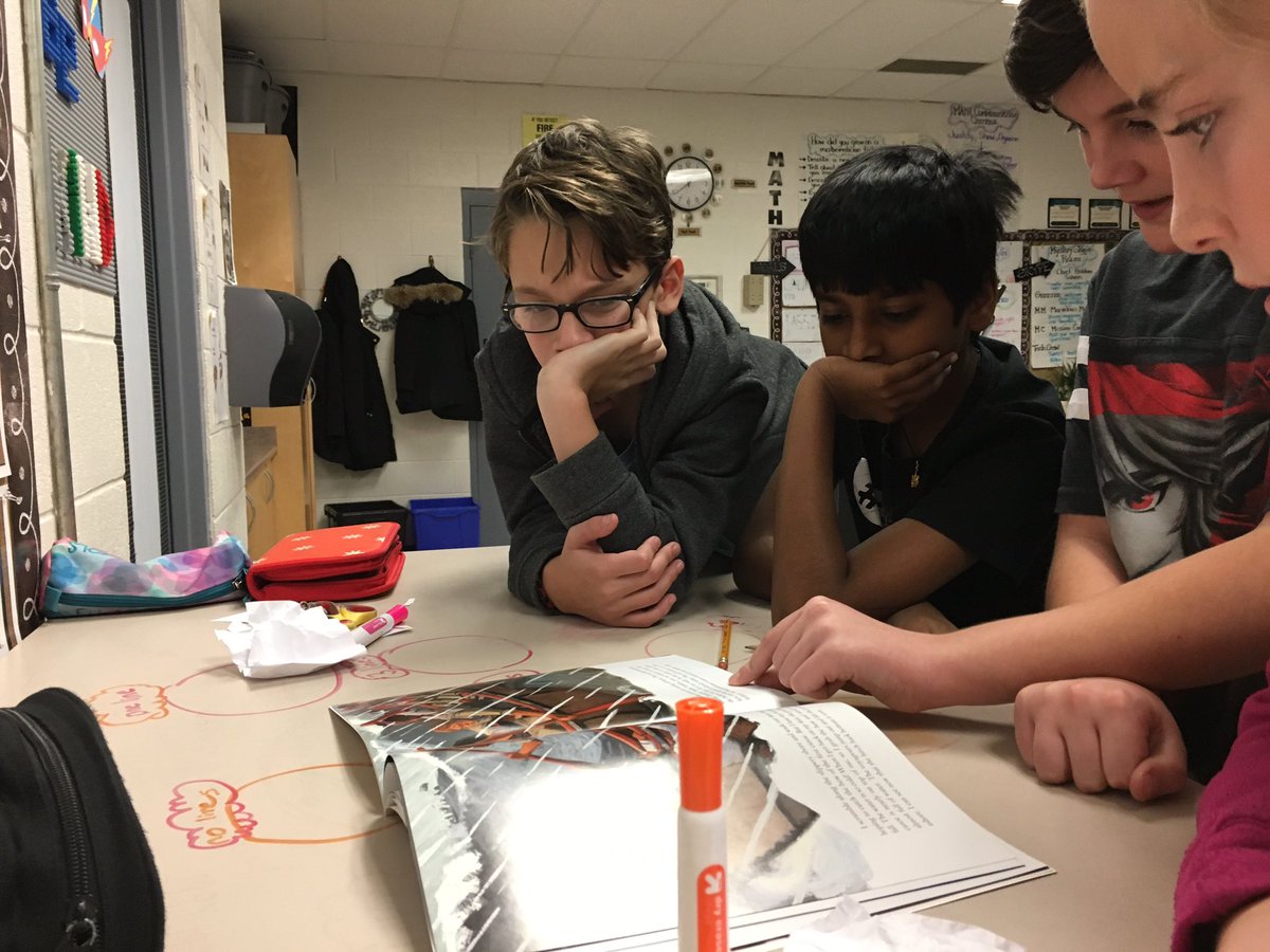 MrsVictoriaBel's tweet photo. FNMI book club! @Grade6MRT @ocsbindigenous https://t.co/0sc0OXUMbG