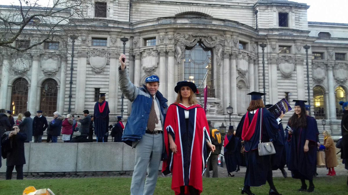 AlEshaiker's tweet image. Congratulations Dr Suha Shwayat,,
You are a great mum, wife &amp;amp; immunologist.

Yaman, Yaphet &amp;amp; Yousif.
@SShwayat 
#brunelgrad2017