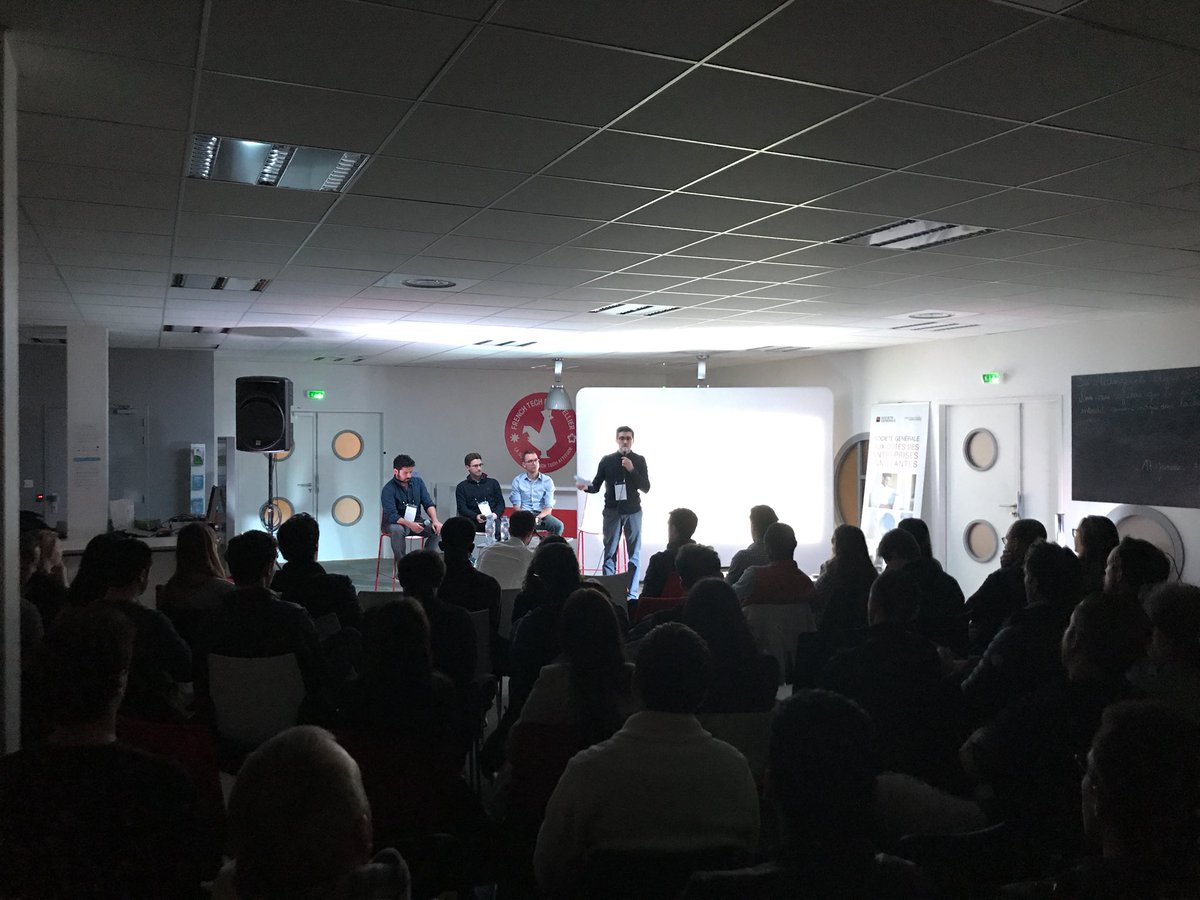 MADEinPLAN's tweet photo. L’#iA présentée par @MADEinPLAN et @_tharios #frenchtech @Montpellier3m @NUMA_mtp https://t.co/dJEddB28DM