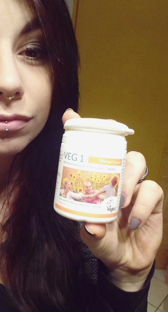 Journée mondiale de la #B12, cette vitamine essentielle qui nous permet, depuis de nombreuses années, de ne plus avoir besoin d'exploiter les animaux pour notre alimentation. ♡

Maintenant, #govegan et... n'oublie pas ta B12 !