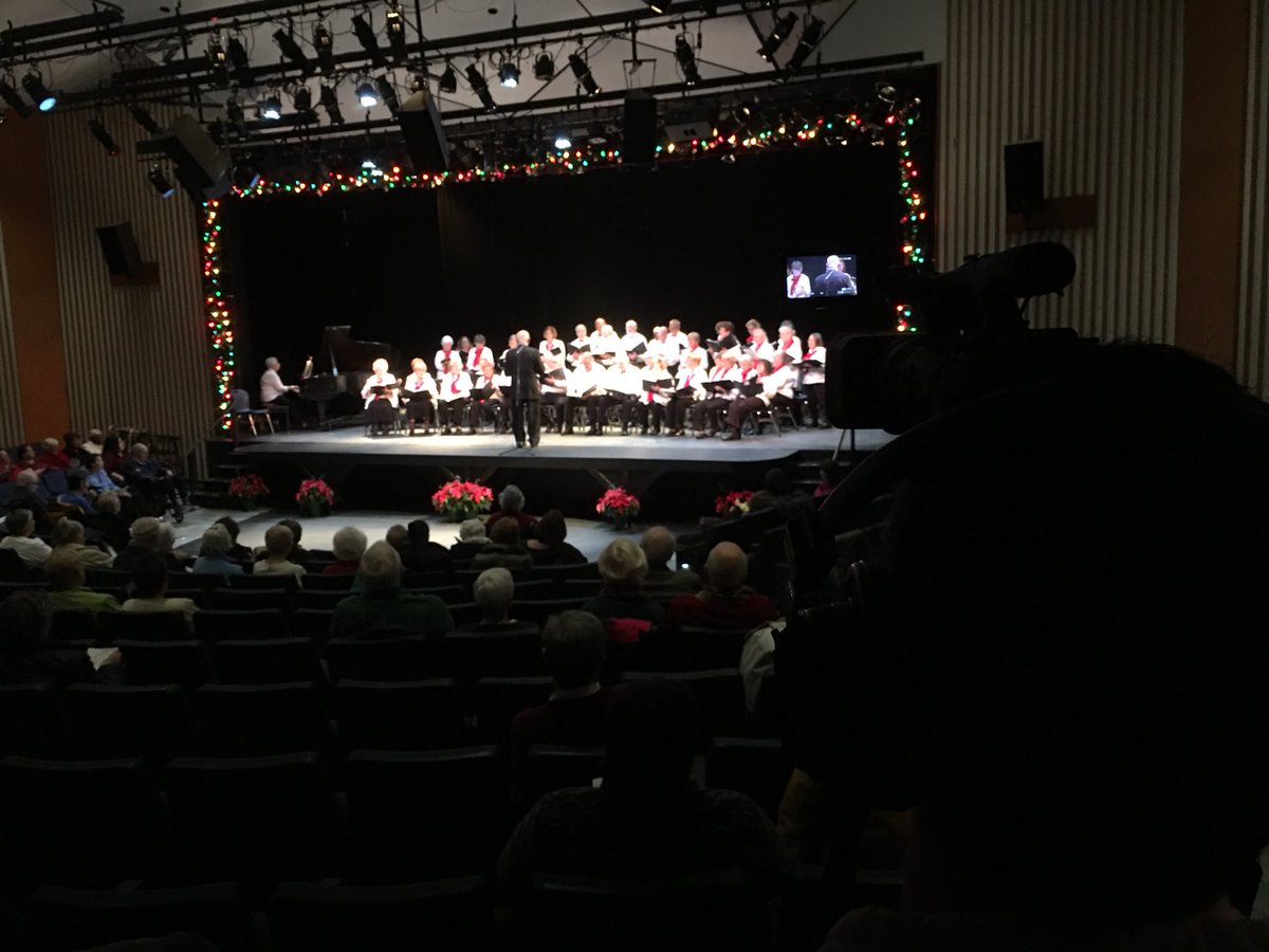 MassasoitStudio's tweet photo. ***Live*** now on ch.22 Comcast
Senior Holiday 🎅 🎄 Concert #mcctv https://t.co/Xtv3FCo68H